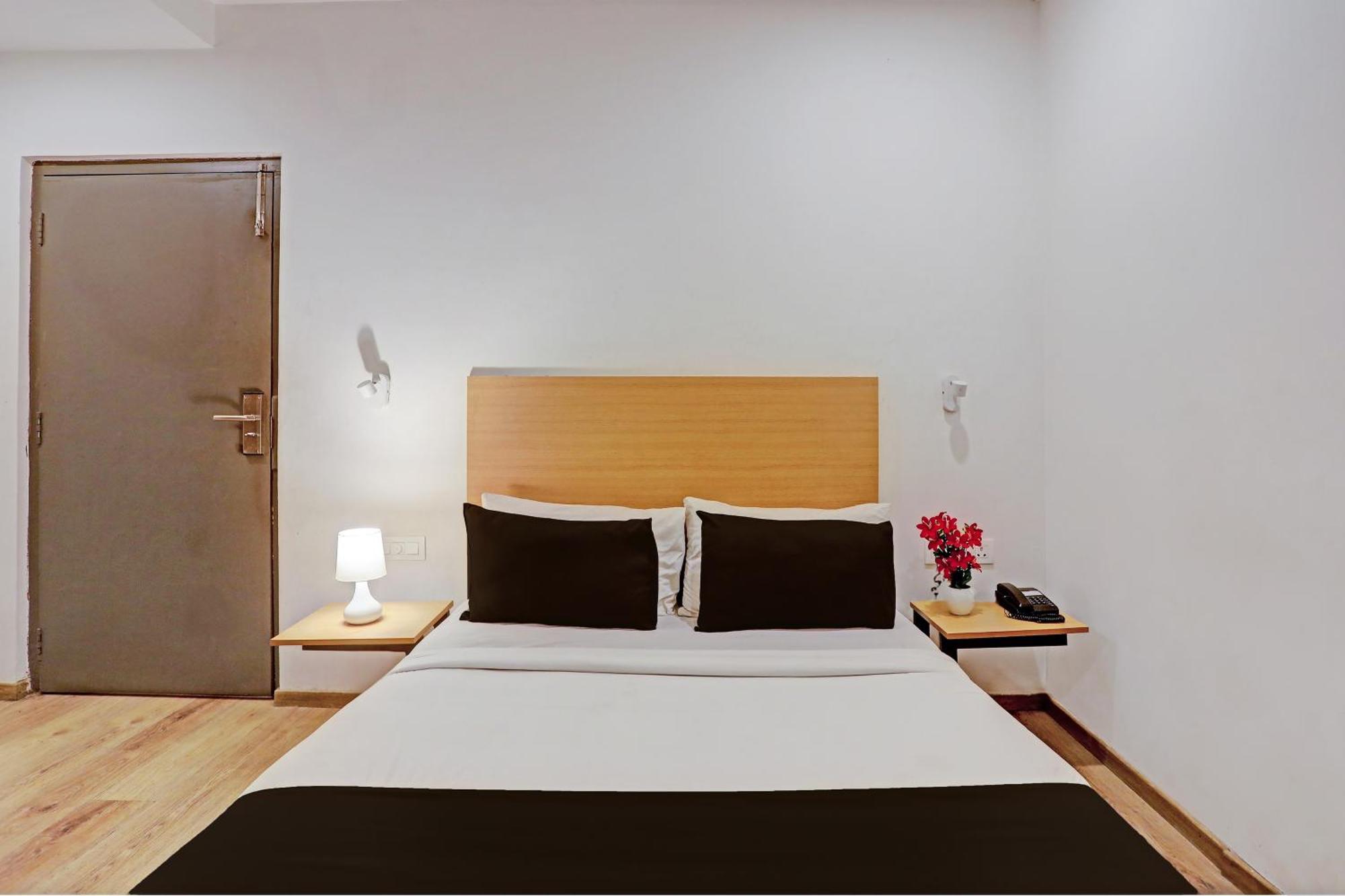 Townhouse Near Secunderabad Railway Station, Yashoda Hospital, Patny Centre Exterior foto